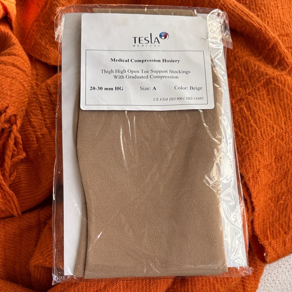 2 pair 20-30 mmHg Compression Stockings - Picture 2 of 5